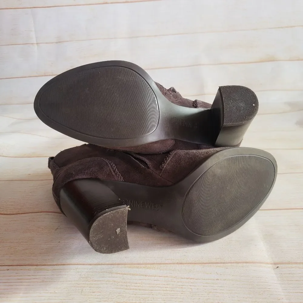 Nine West Suede Block Heel Almond Toe Ankle Boots Booties Dark Brown Size 8M